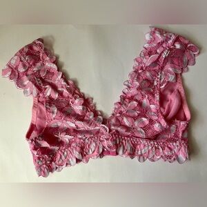 Delicate Pink Floral Lace Bralette. Like new. Size Small